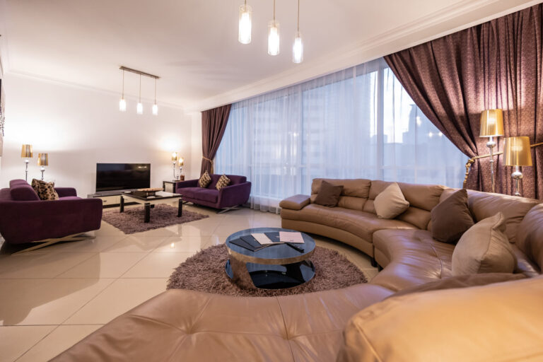 2Z6 5280 Rent in Westbay