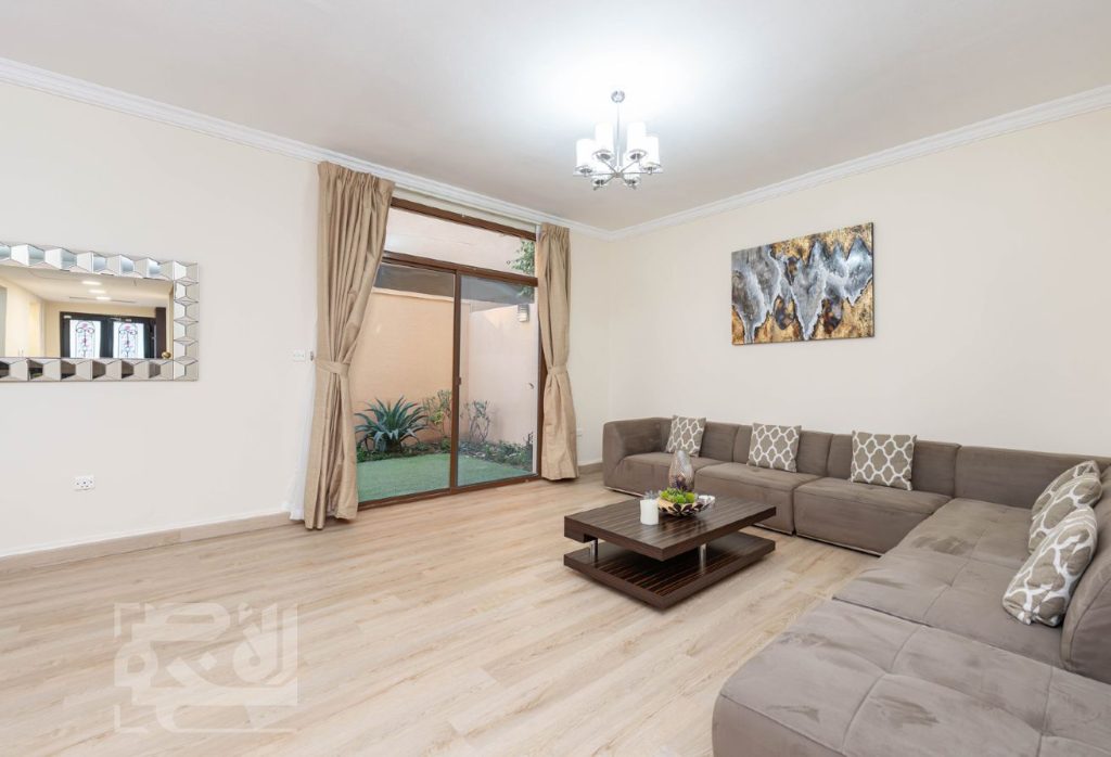 Spacious 4-Bed Villa | Fully Furnished | Amenities